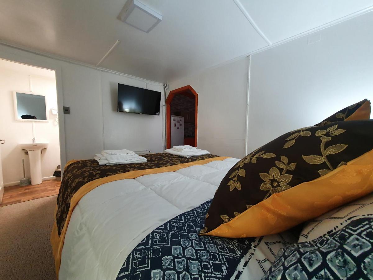 Hotel Forjadores Del Cabo De Hornos Puerto Williams Exteriér fotografie